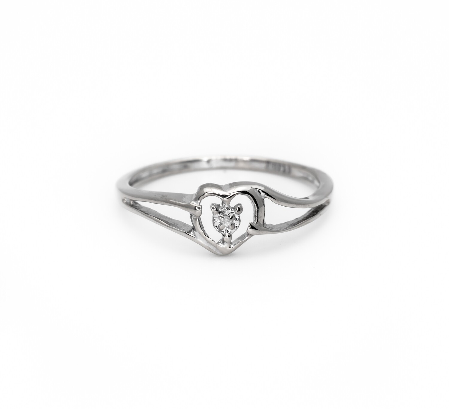10k Gold Ring With small Diamond. SIZE-5.5
