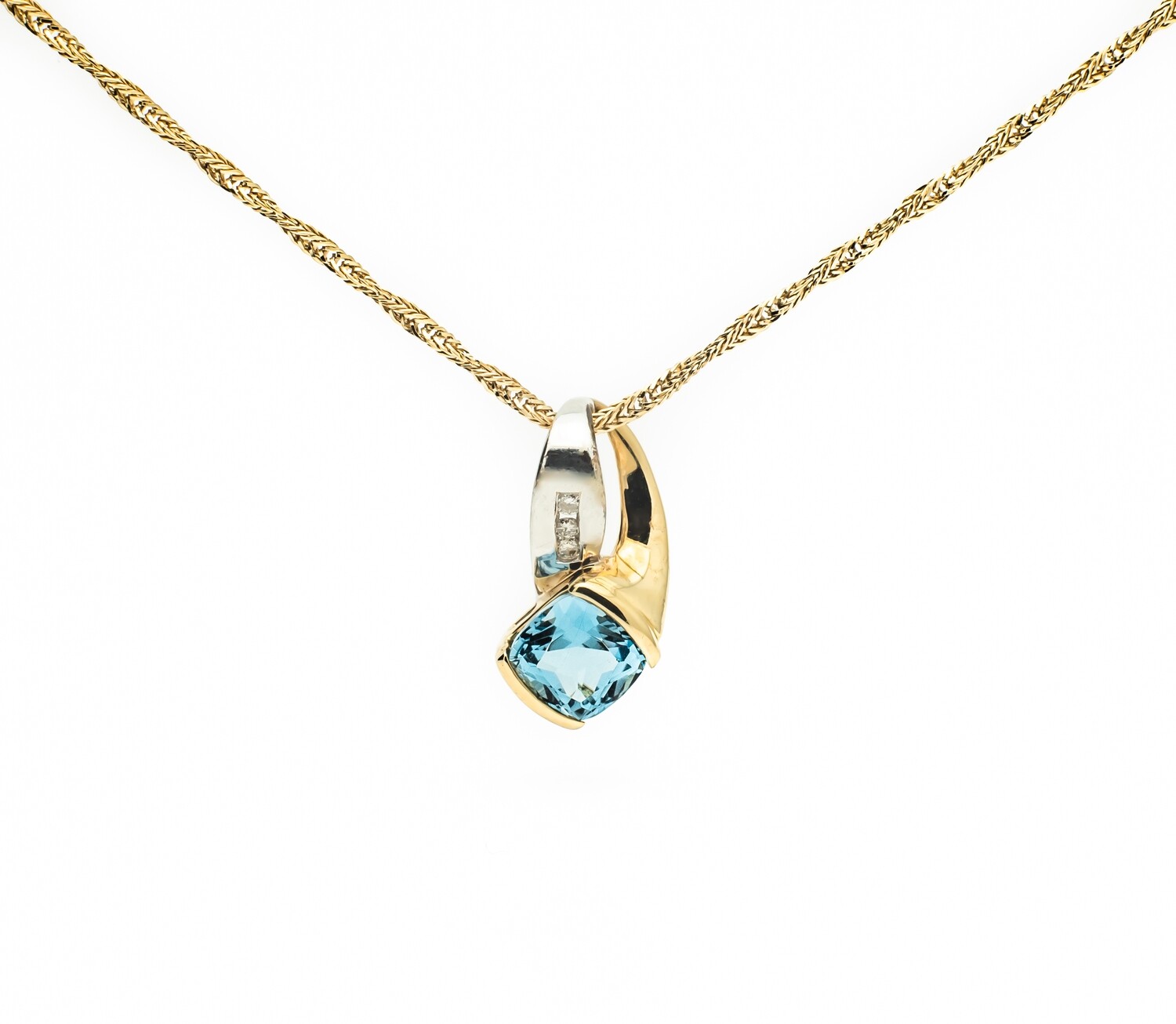 10k Gold Pendant with Diamonds