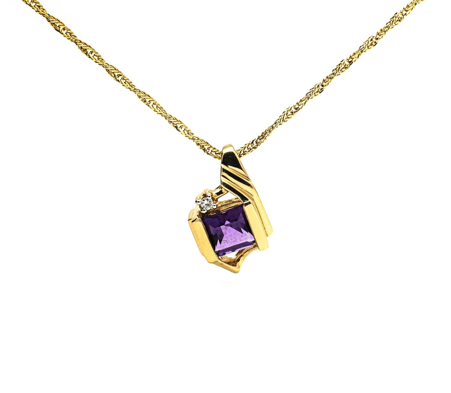 14k Gold Pendant with Gemstone and Diamond