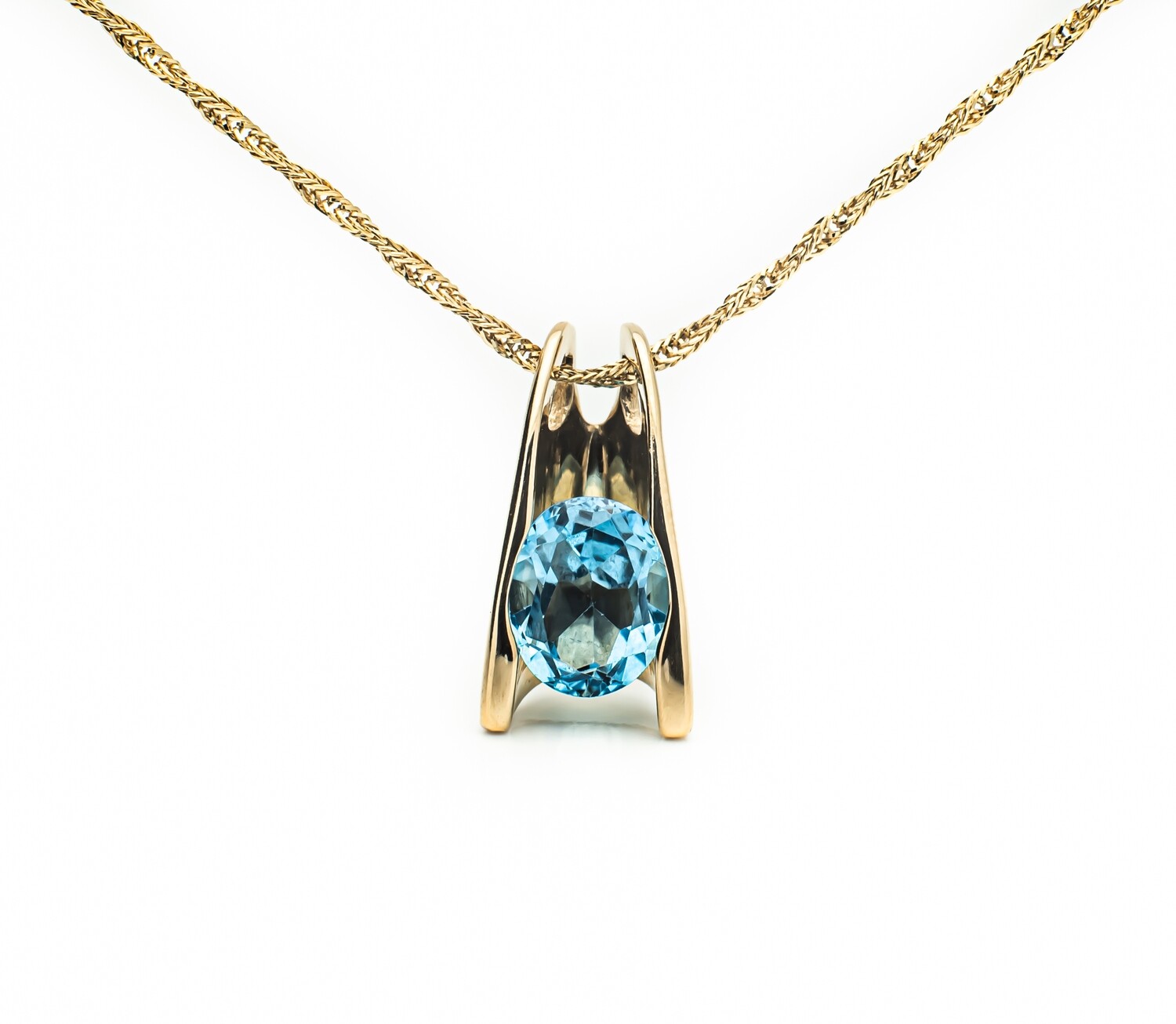 14k Gold Pendant with Gemstone