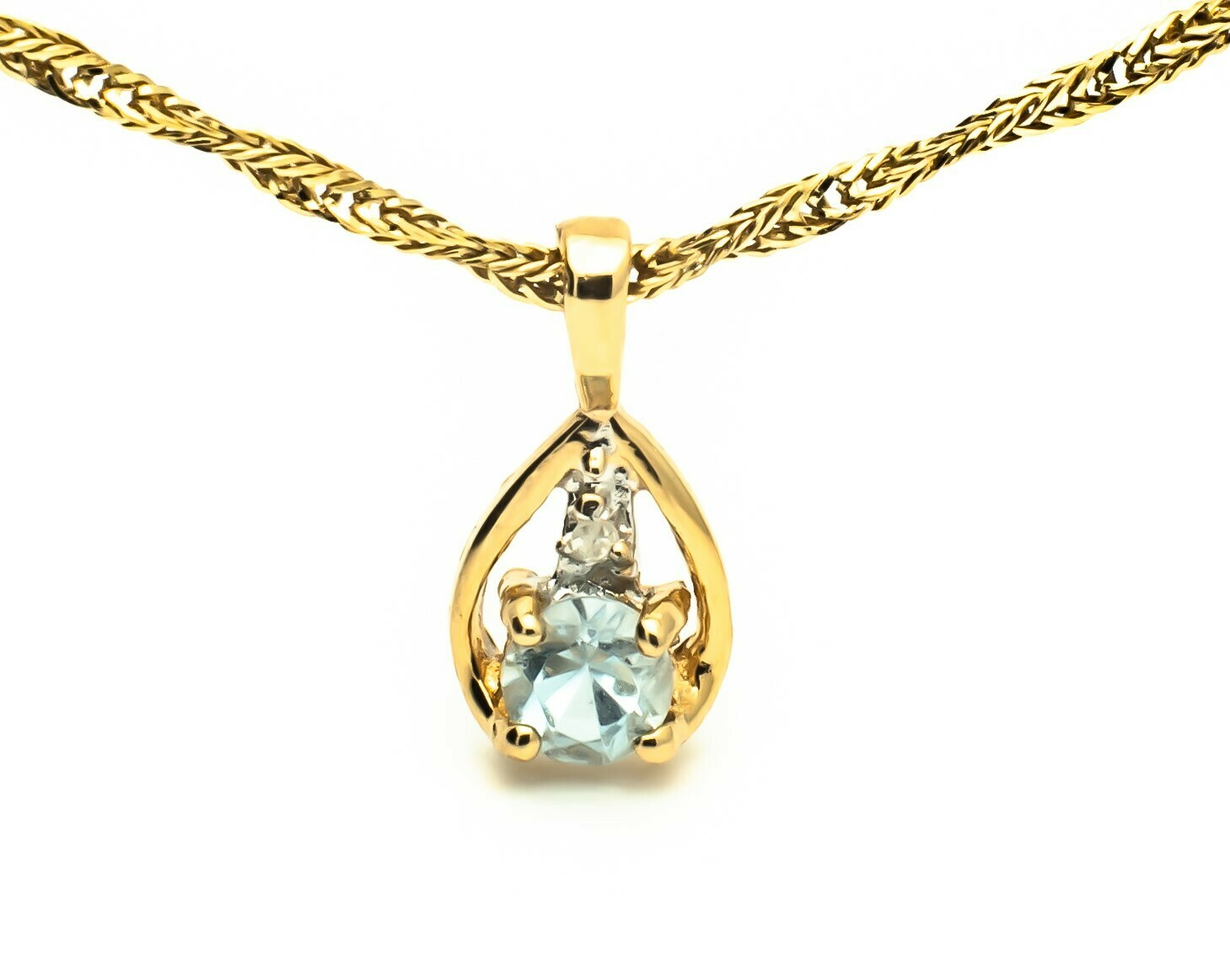 14k Gold Pendant with Gemstone and Diamond