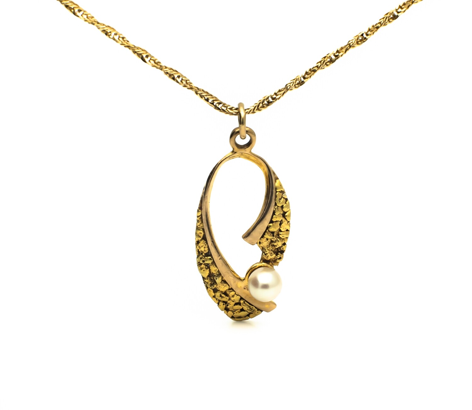 14k Gold Pendant with Pearl