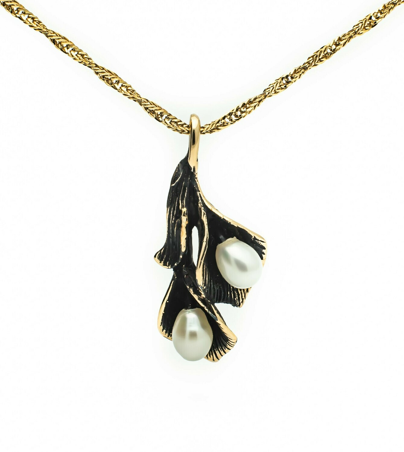 10k Gold Pendant with Pearls