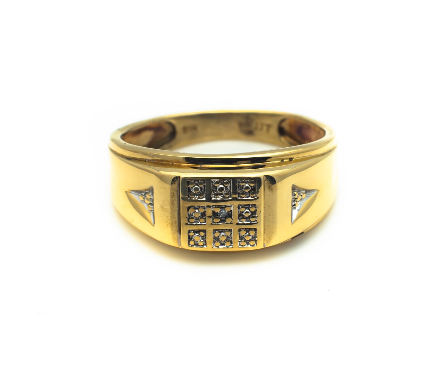 10k Gold Ring with Diamond