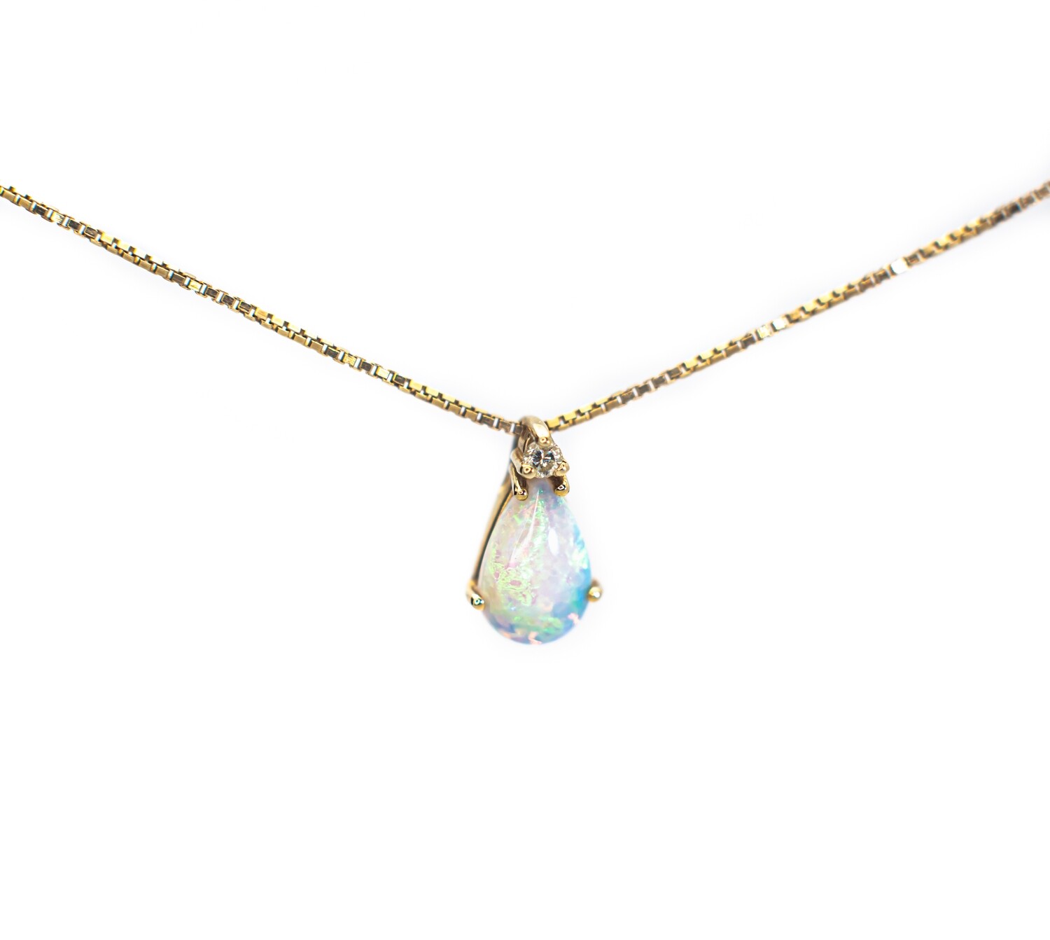 14k Gold Chain and Pendant with Opal and Diamond