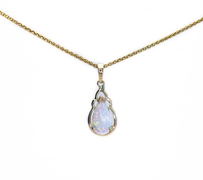 14k Gold Chain +14k Gold Pendant with Opal stone