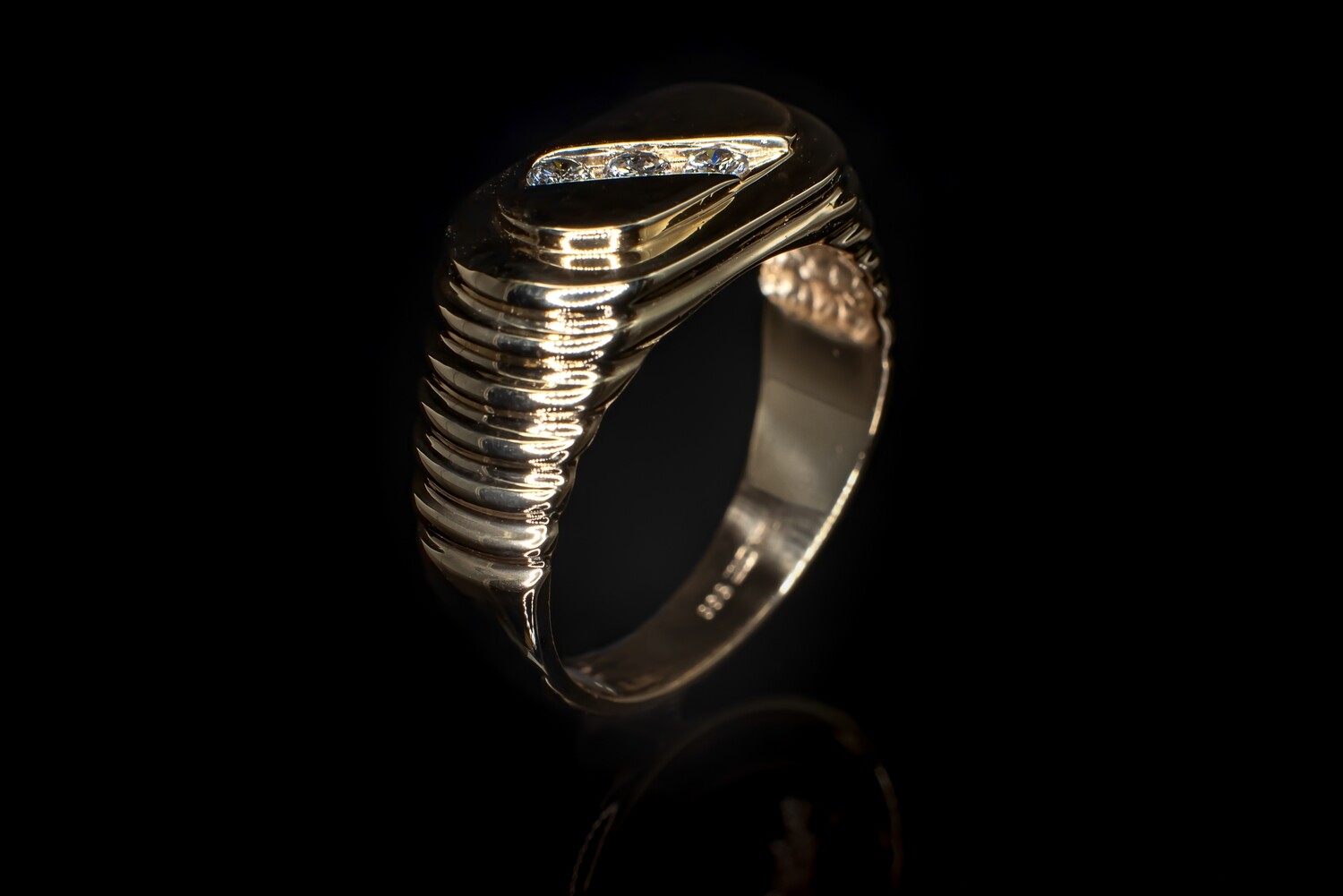 14k Gold 3-Diamond Ring