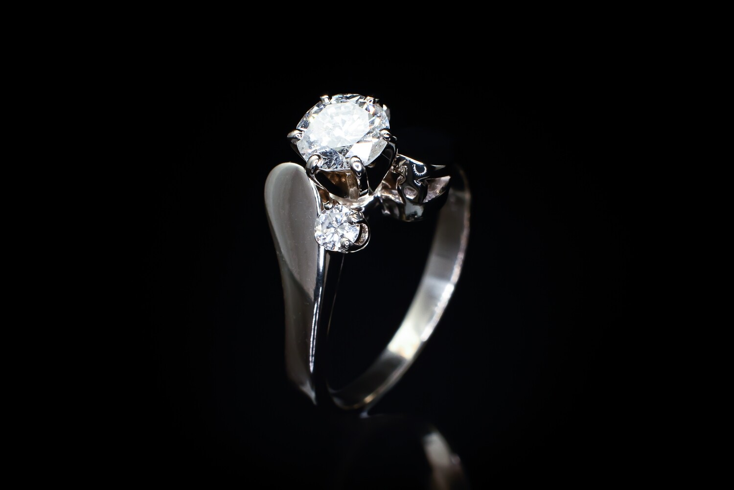 Brilliant Cut Trio Ring