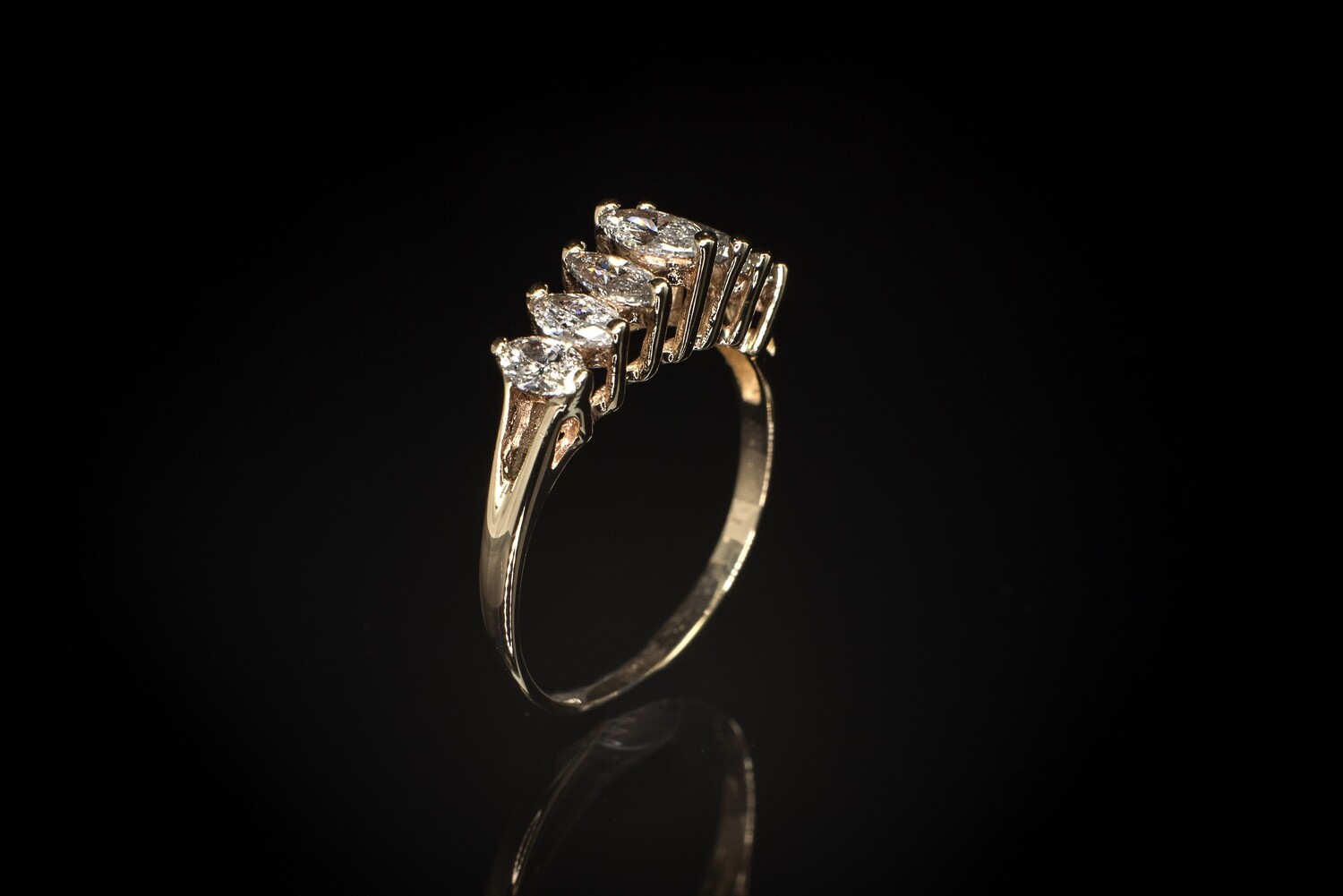 14k Gold Marquise Diamond Ring