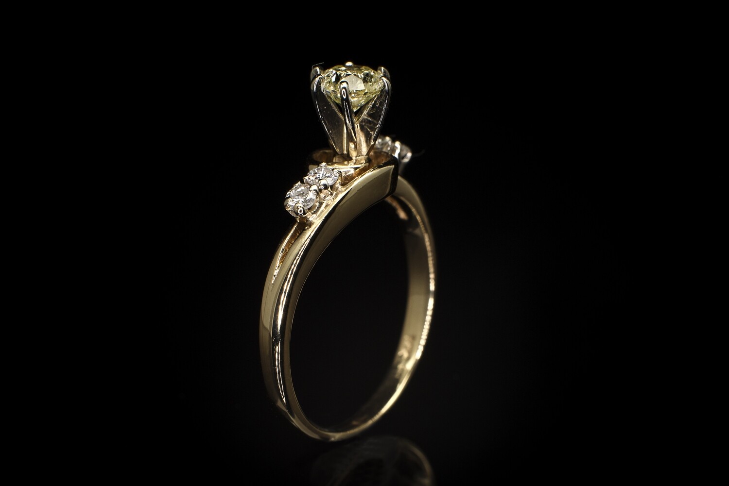 14k Gold Diamond Solitaire Ring