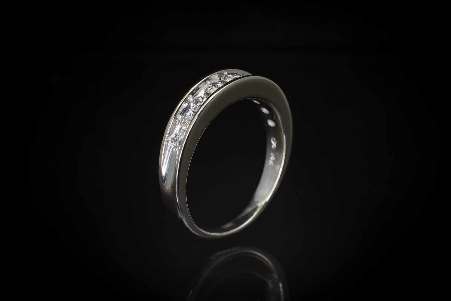 14k White Gold Diamond Band