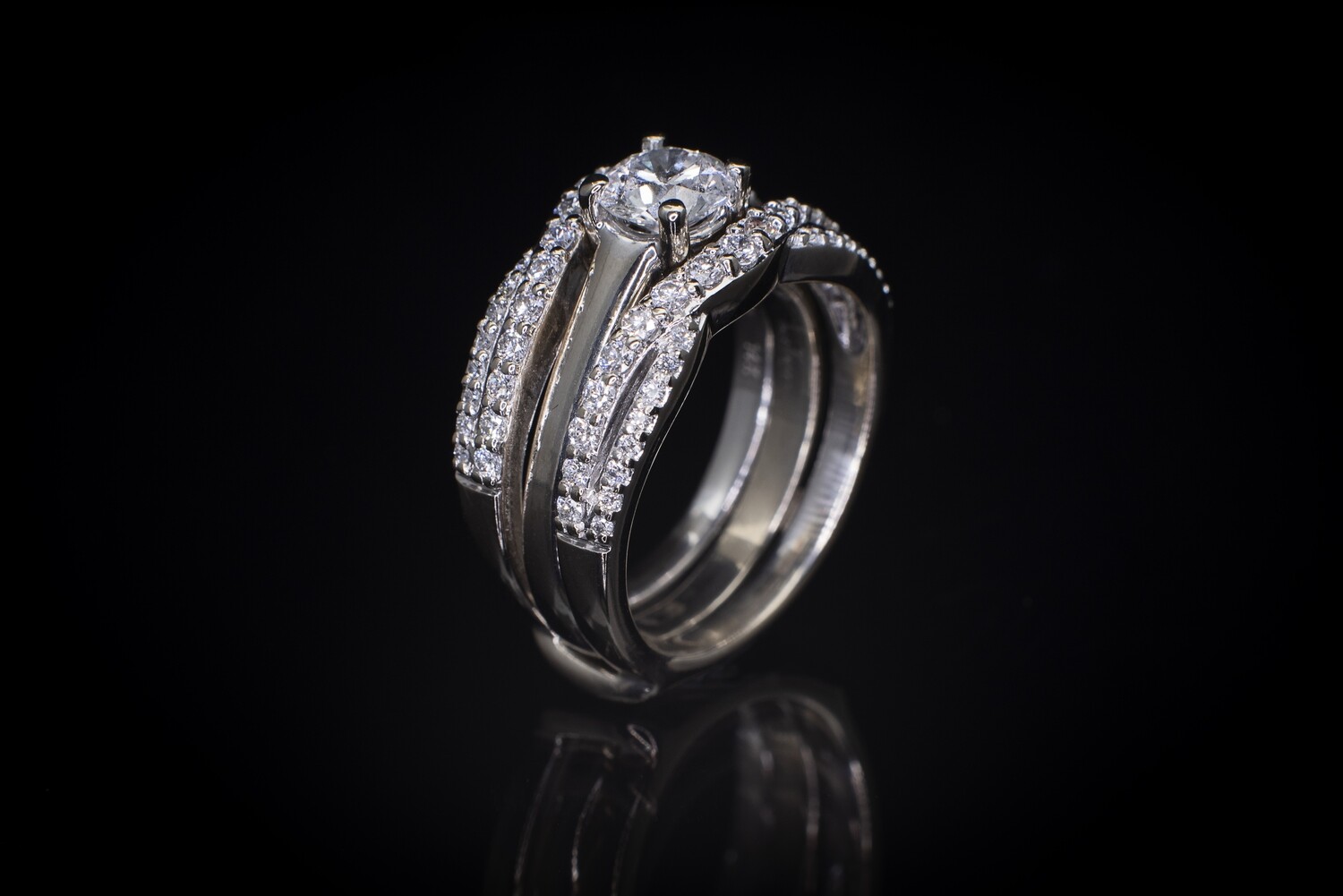 Brilliant Cut Solitaire Set