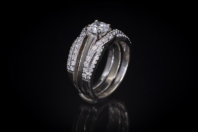 Brilliant Cut Solitaire Set