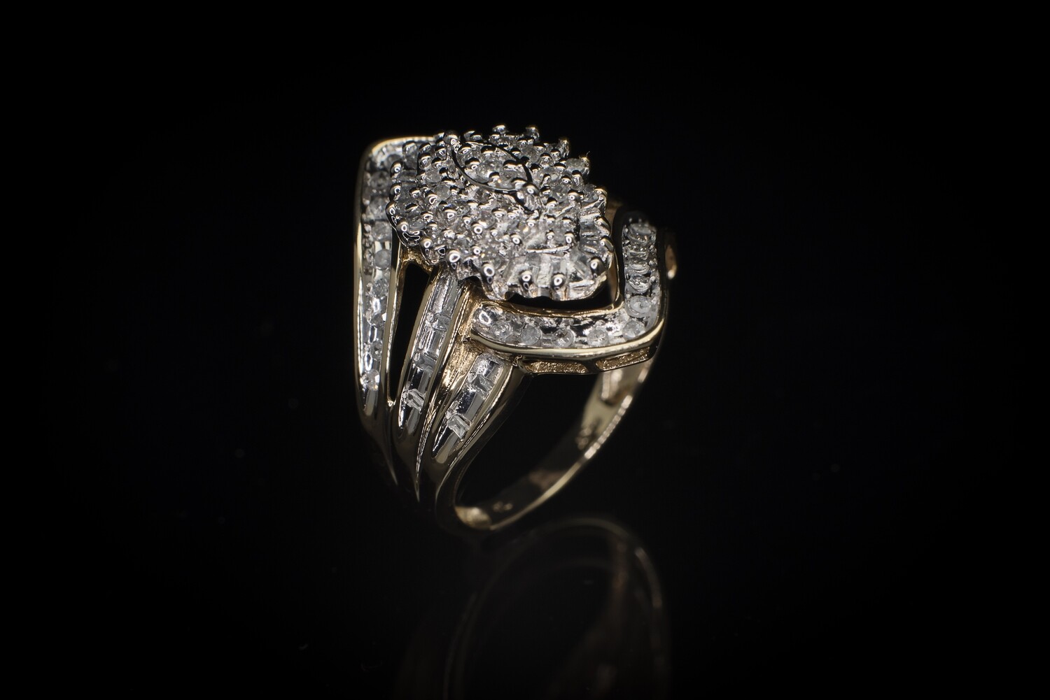 10k Two-Tone Gold Diamond Ring Size 7