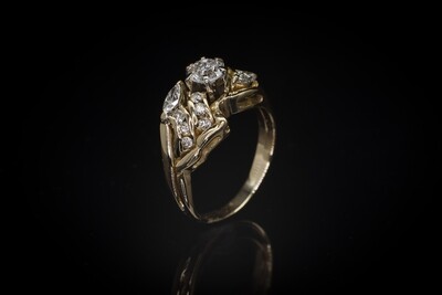 18k Gold ring with Diamonds