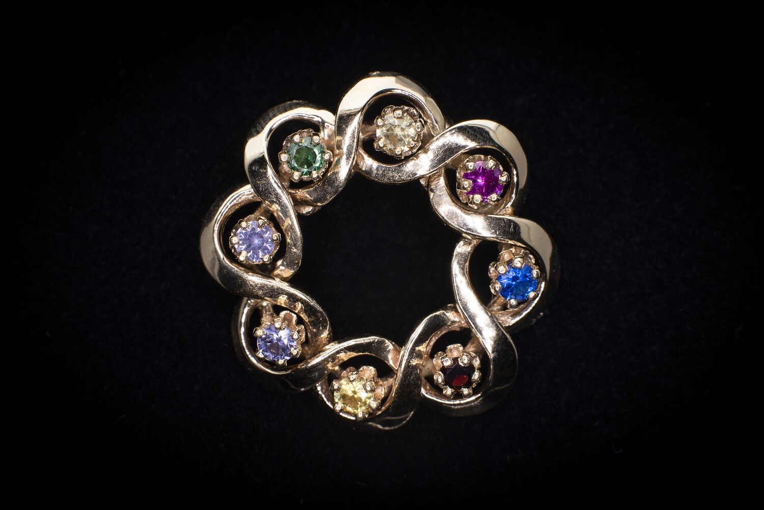 14K Gold Gemstone Brooch