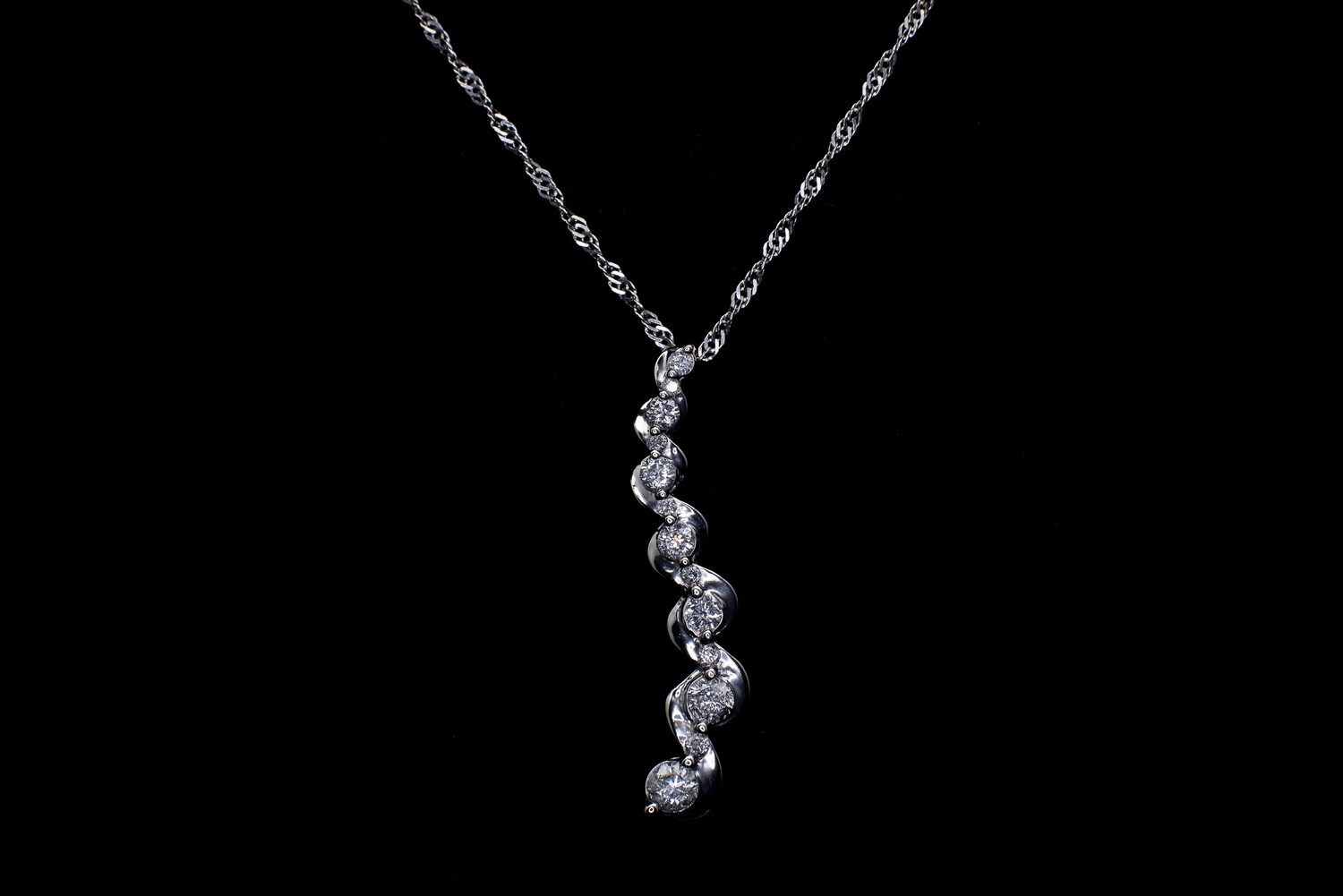 14k White Gold Diamond Necklace