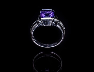 14k Gold Amethyst and Diamond Ring
