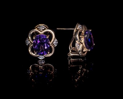 18k Gold Gemstone Earrings and Pendant Set