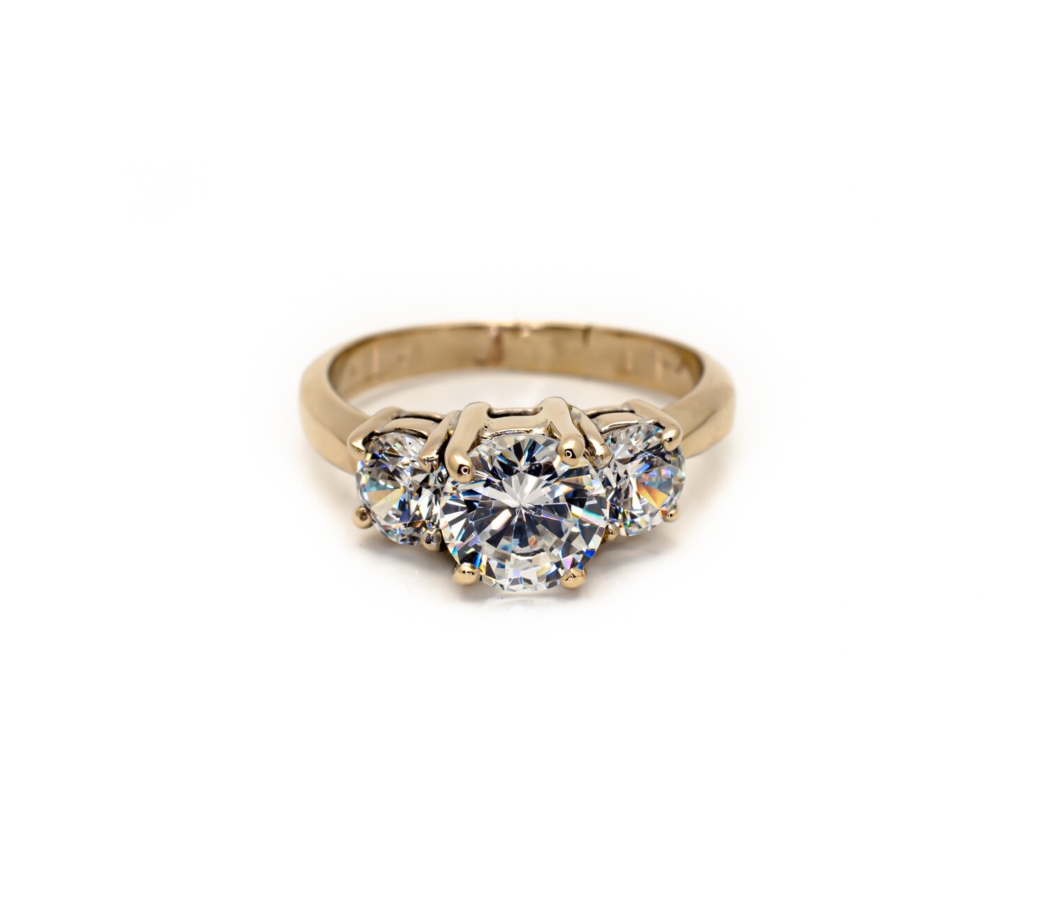 18k Gold Ring with CZ Stones