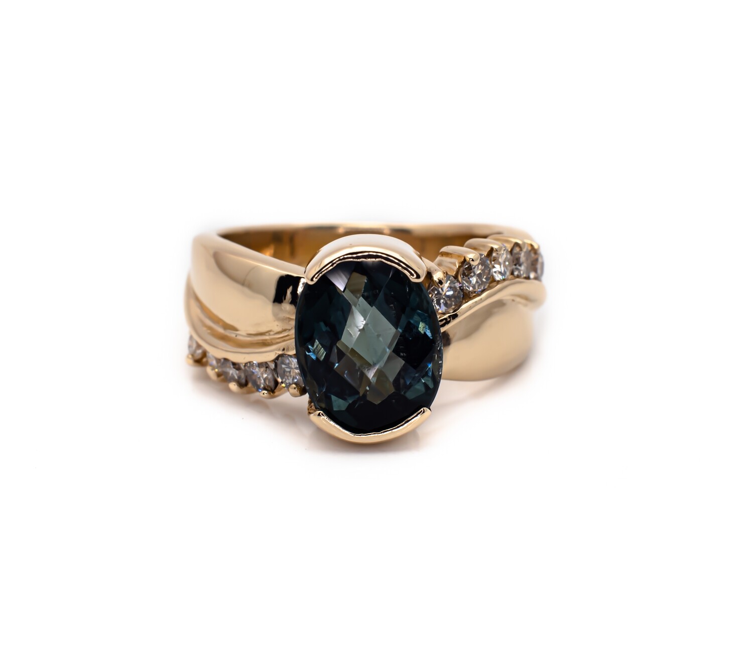 14k Gold Green Gemstone and Diamond Ring