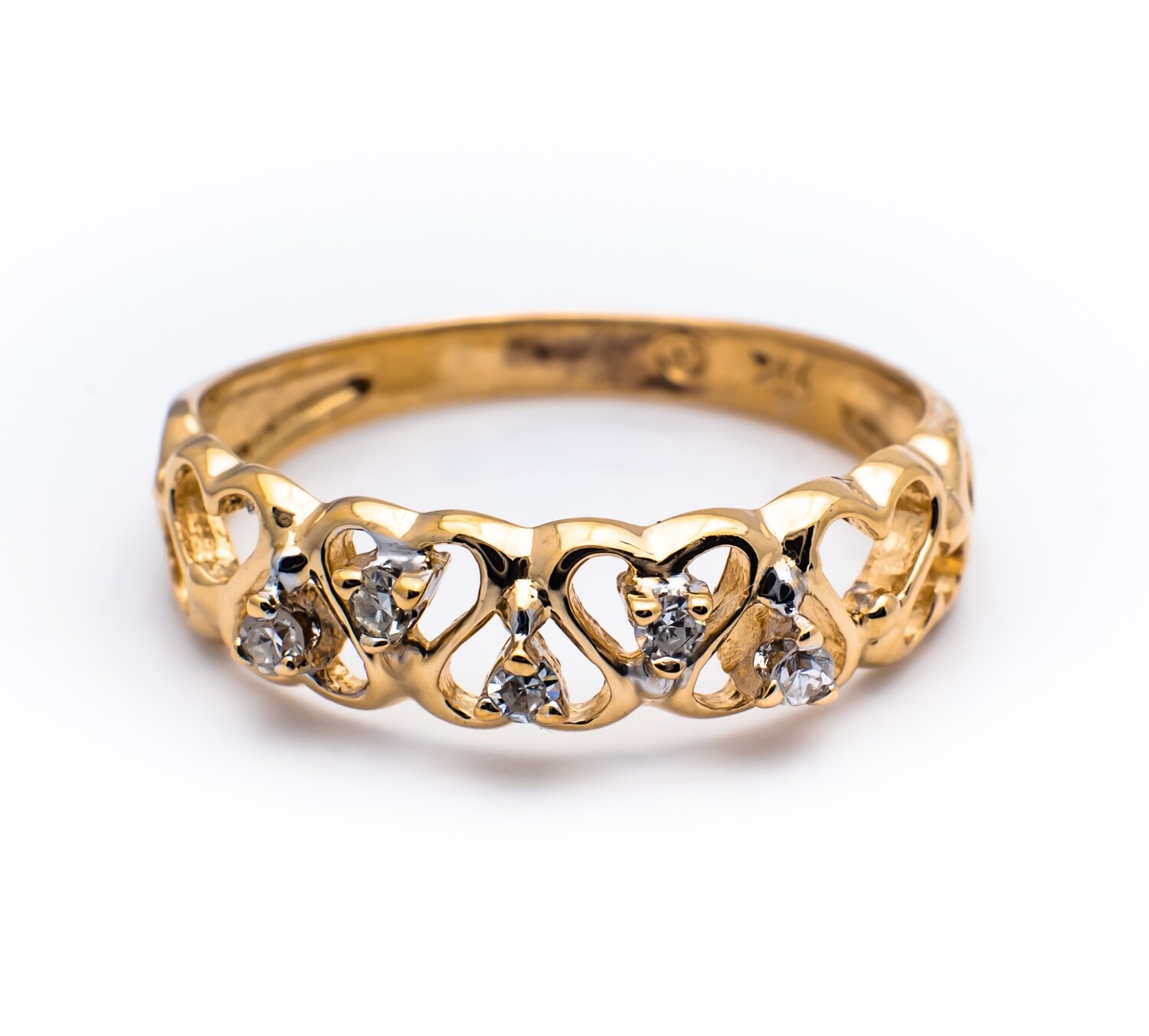 14K Yellow Gold Ring with Brilliant Cut Diamonds
