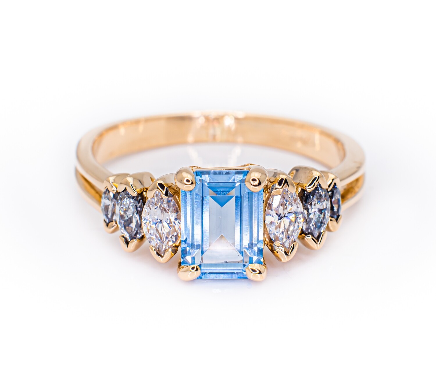 14K Yellow Gold Ring with Blue Spinel and CZ stones. Size - 6 1/2