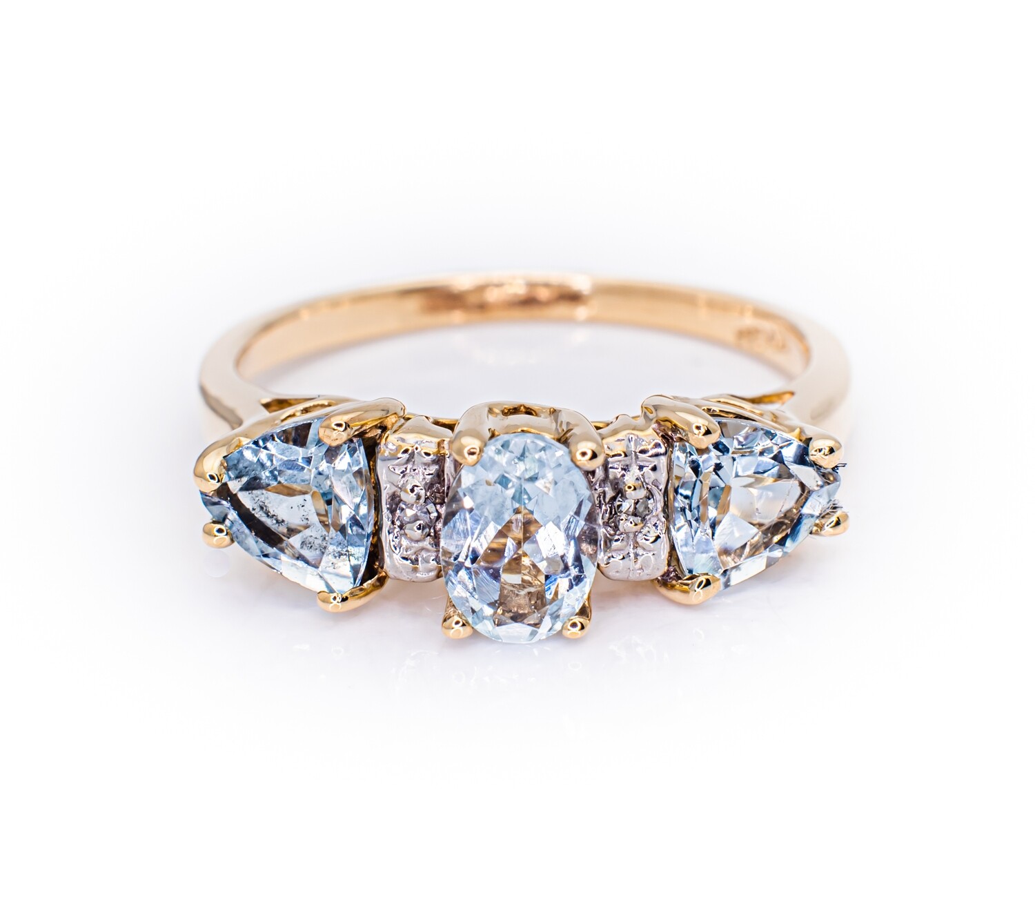 10K Yellow Gold Ring With Light Blue Amethysts and Diamonds. Size - 6 1/4