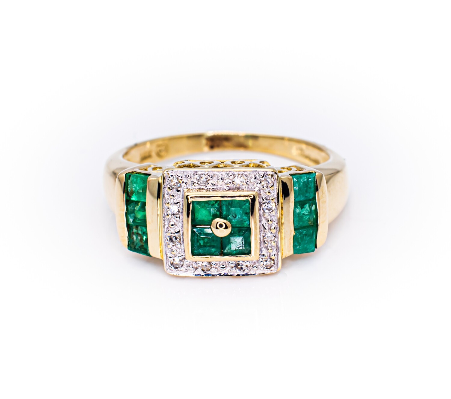 14k Yellow Gold Emerald and Diamond Ring Size 6