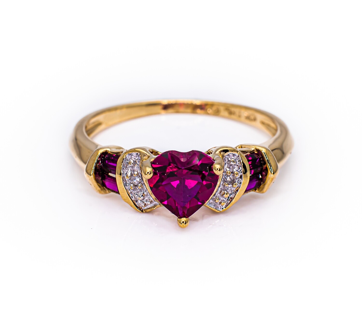 10K Yellow Gold Ring with Ruby and Diamonds