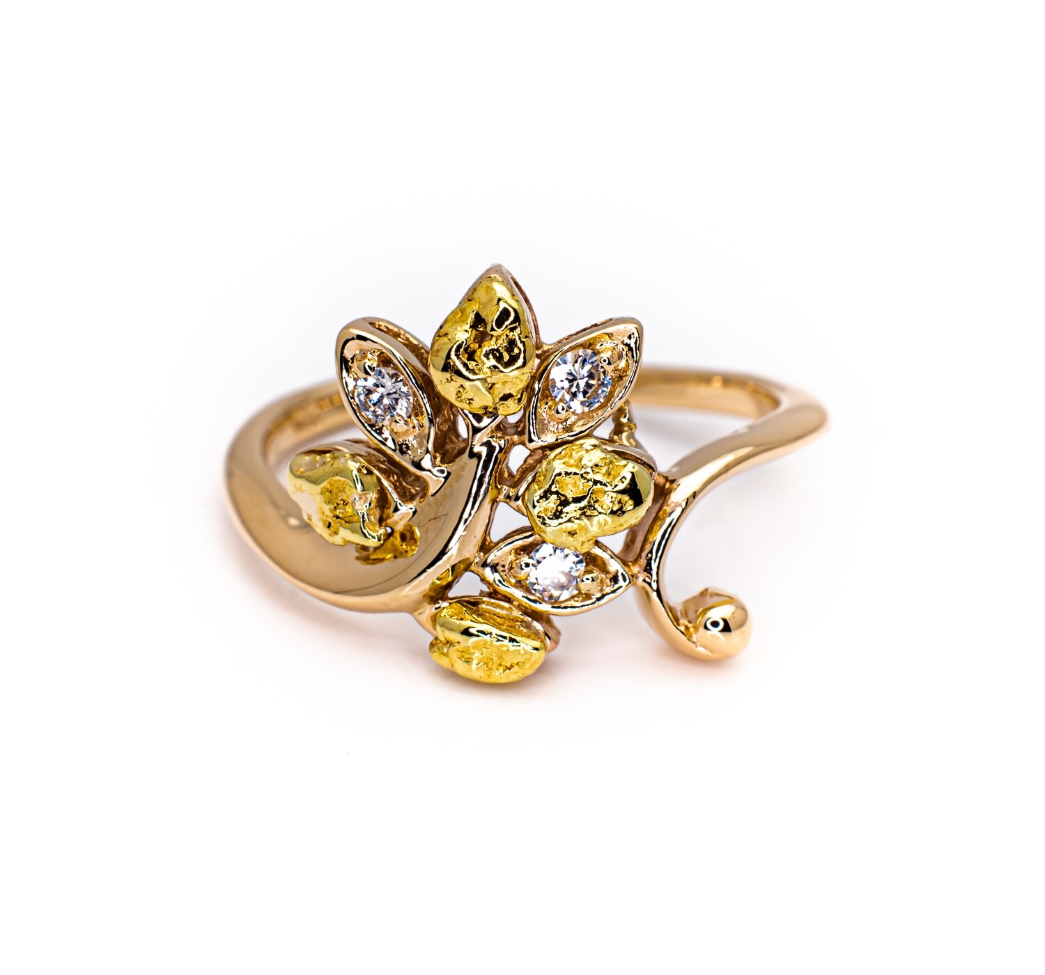 14K Yellow Gold Ring with Gold Nuggets and Diamonds. Size - 6 1/2