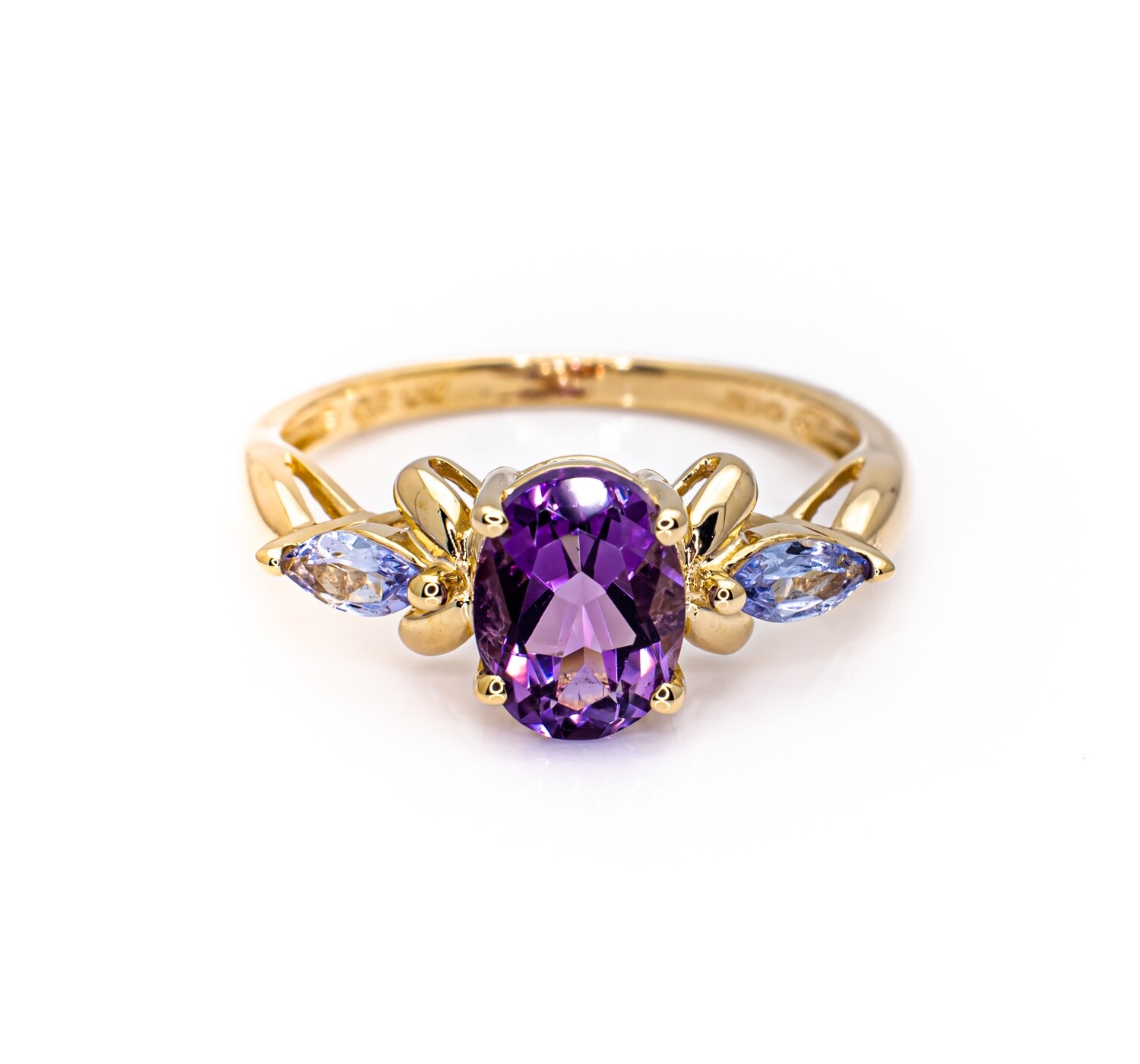 10K Yellow Gold Ring with Amethyst and CZ Stones. Size - 7 1/4