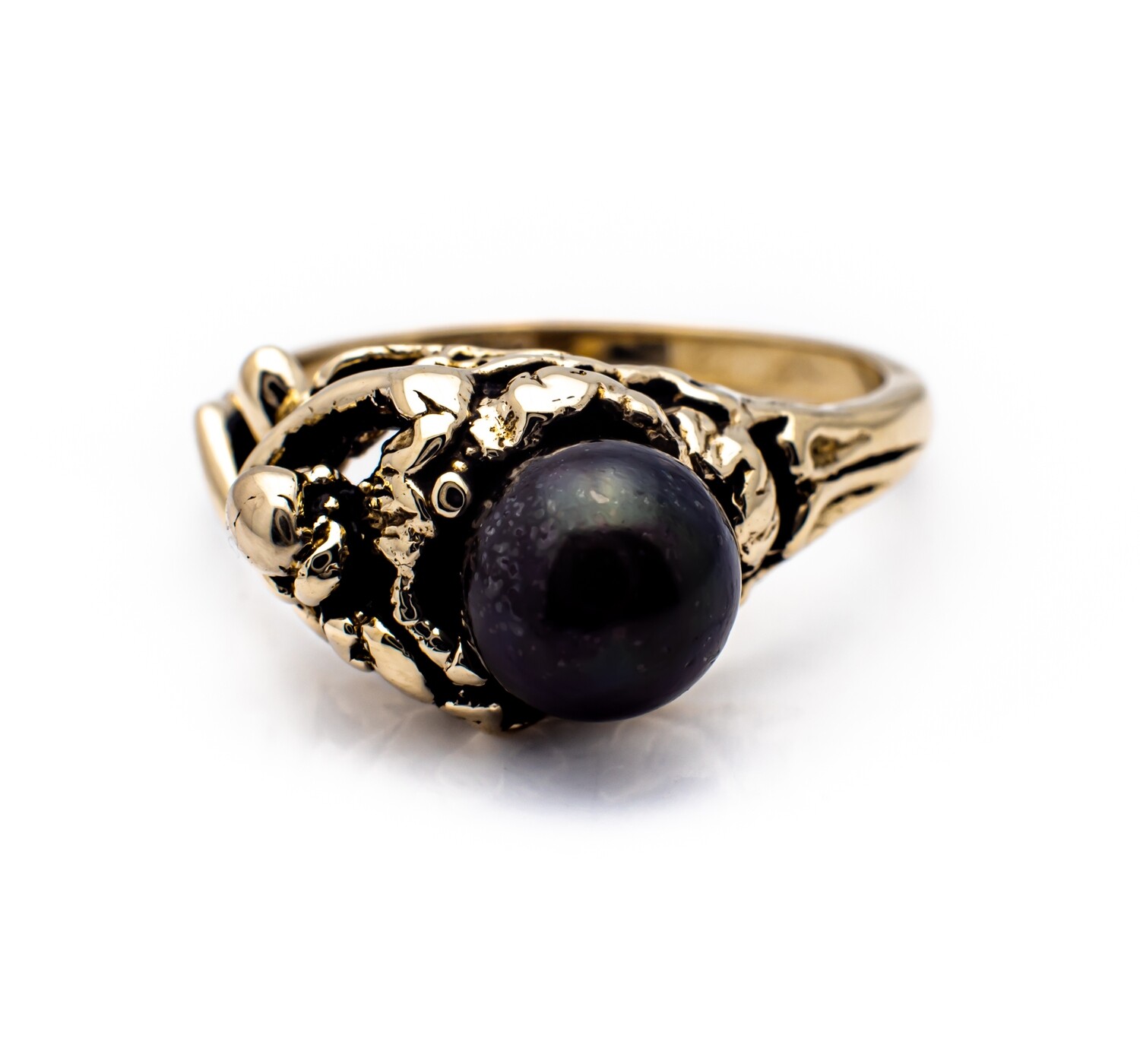 10K Yellow Gold Ring with Black Pearl