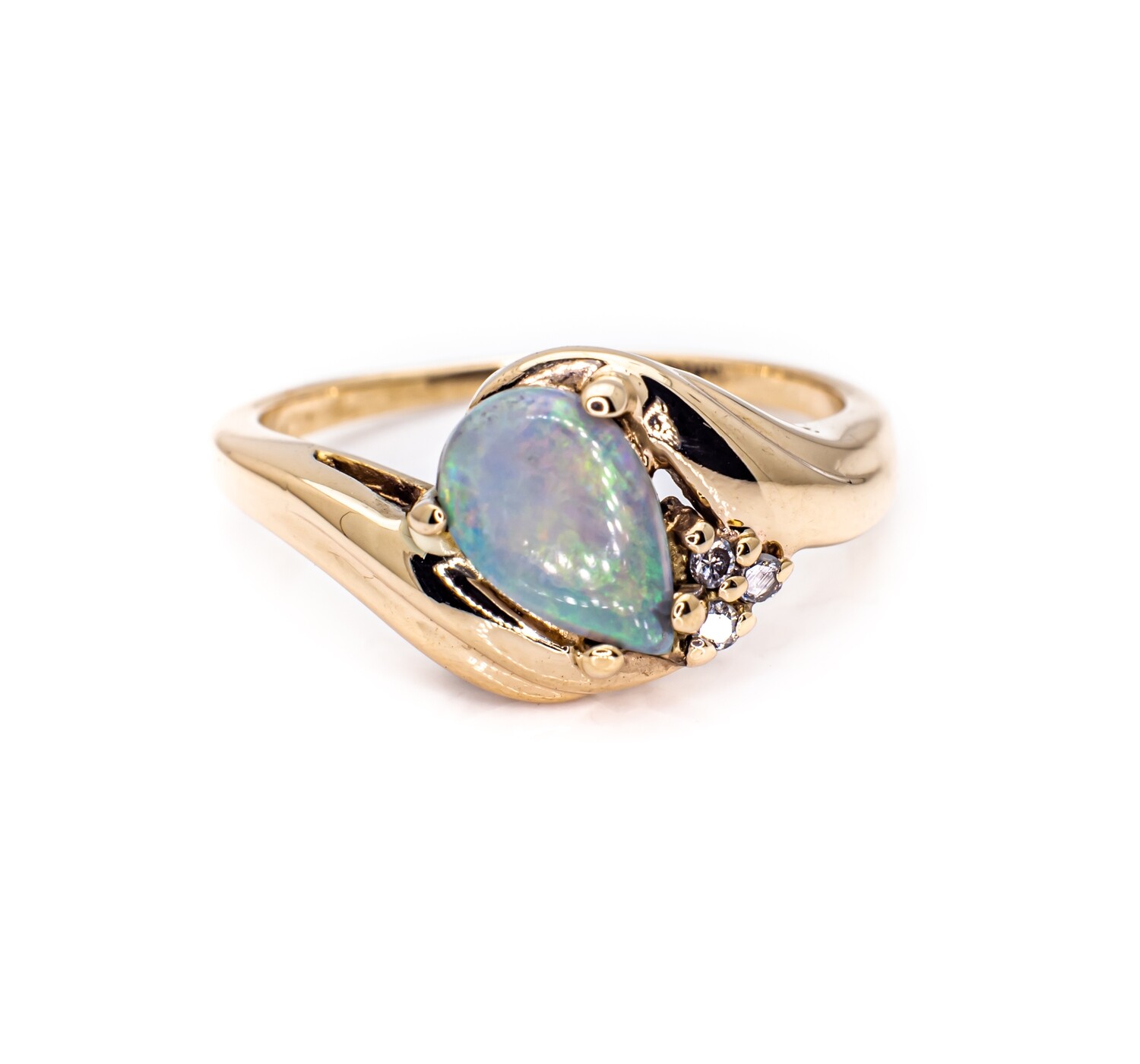 10K Yellow Gold Ring with Opal and Diamonds