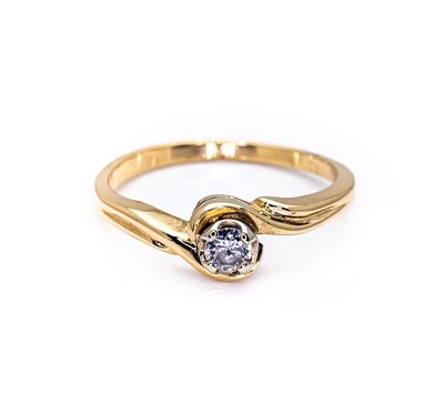 14K Yellow Gold Ring with Cubic Zirconia