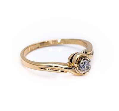 14K Yellow Gold Ring with Cubic Zirconia
