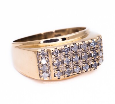 10K Yellow Gold Men Ring with Diamonds. Size - 10 1/2