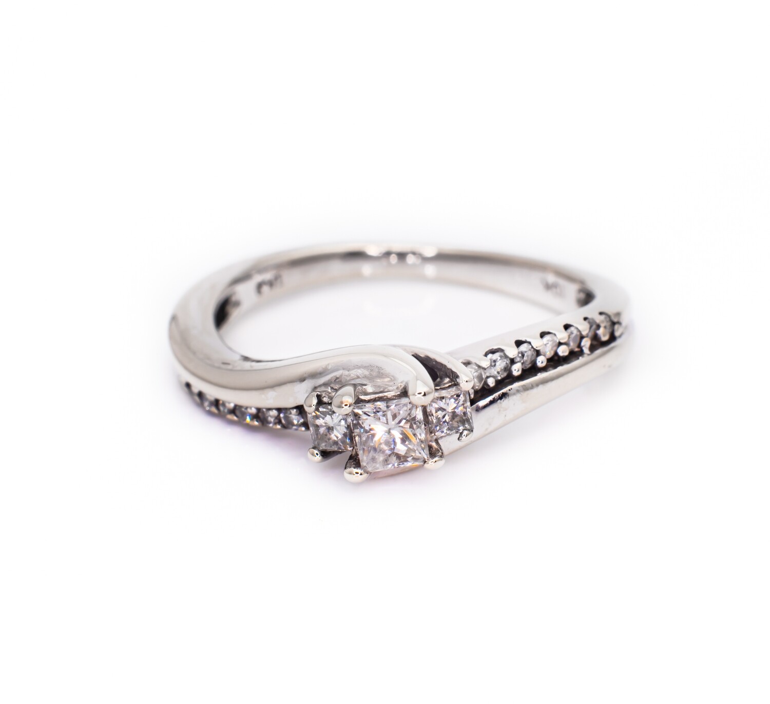 10K White Gold Ring with Diamonds. Size - 5