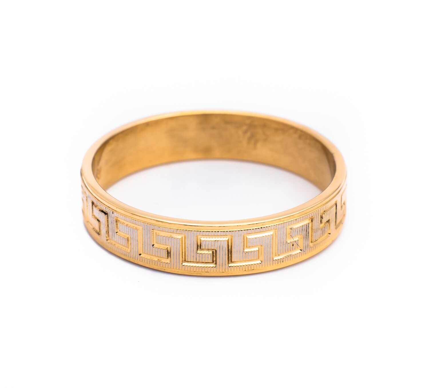 14K Yellow Gold Ring. Size - 11 1/2