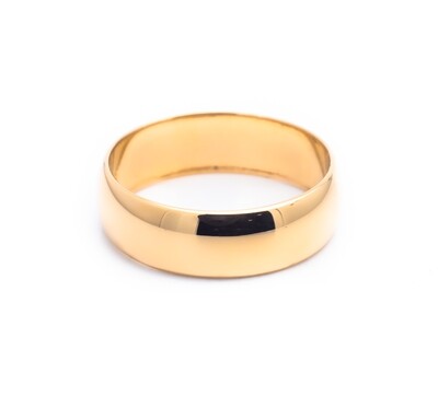 14K Yellow Gold Ring. Size - 8