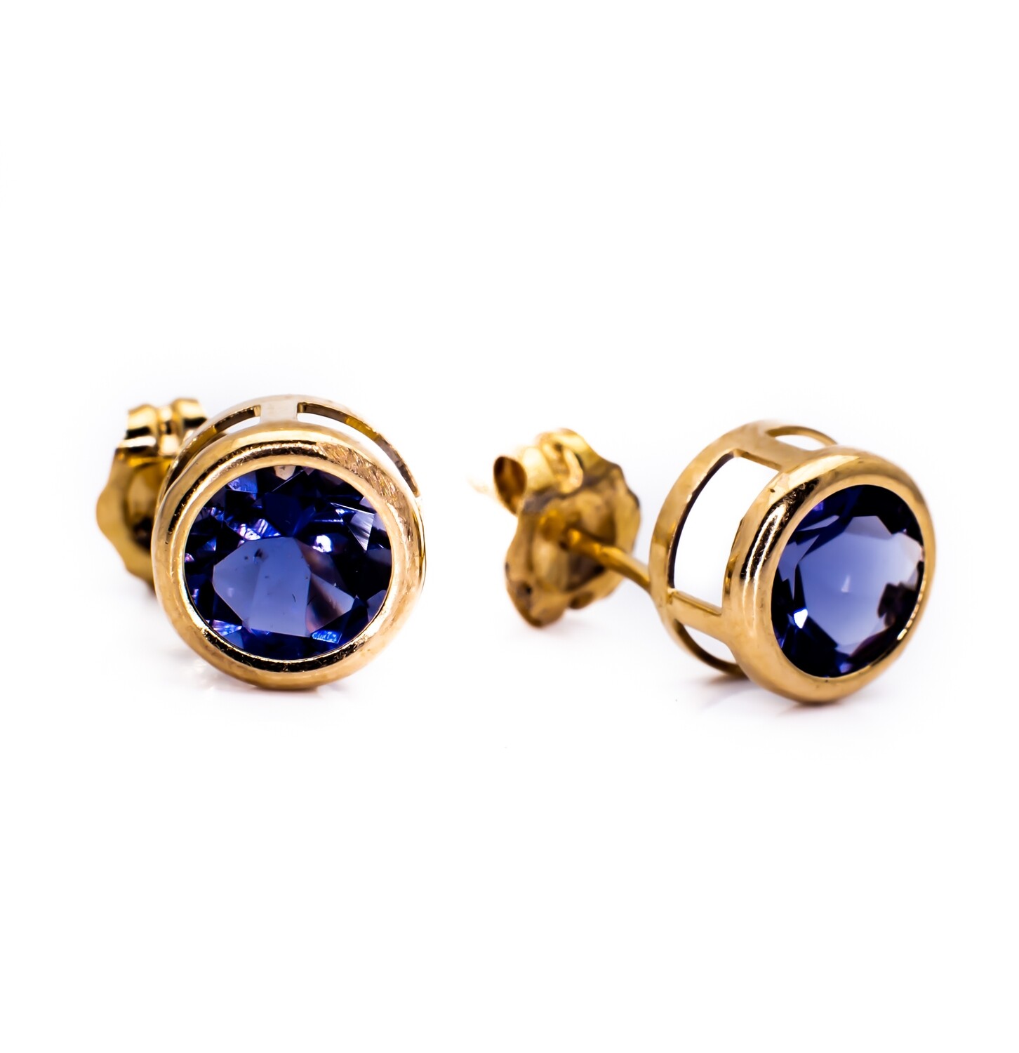 14K Yellow Gold Stud Earrings with Amethyst