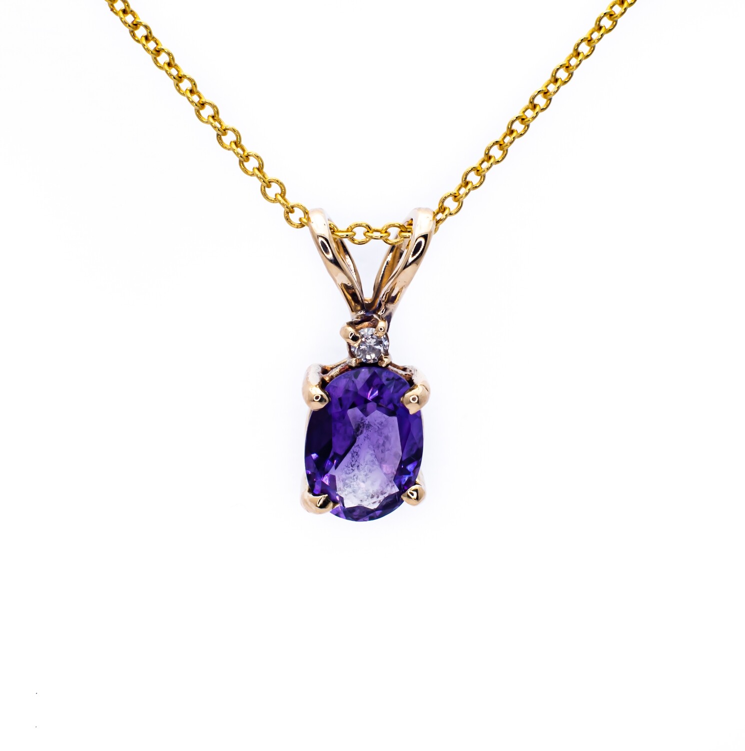 14K Yellow Gold Pendant with Amethyst