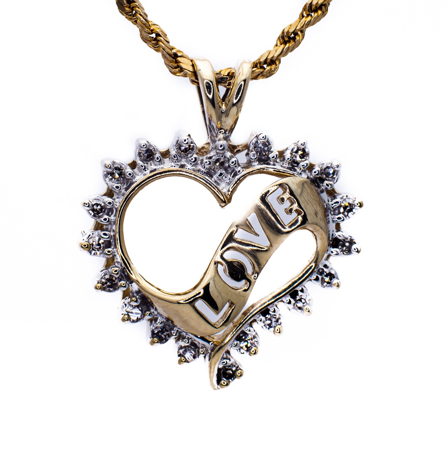 10K Yellow Gold Pendant with Diamonds