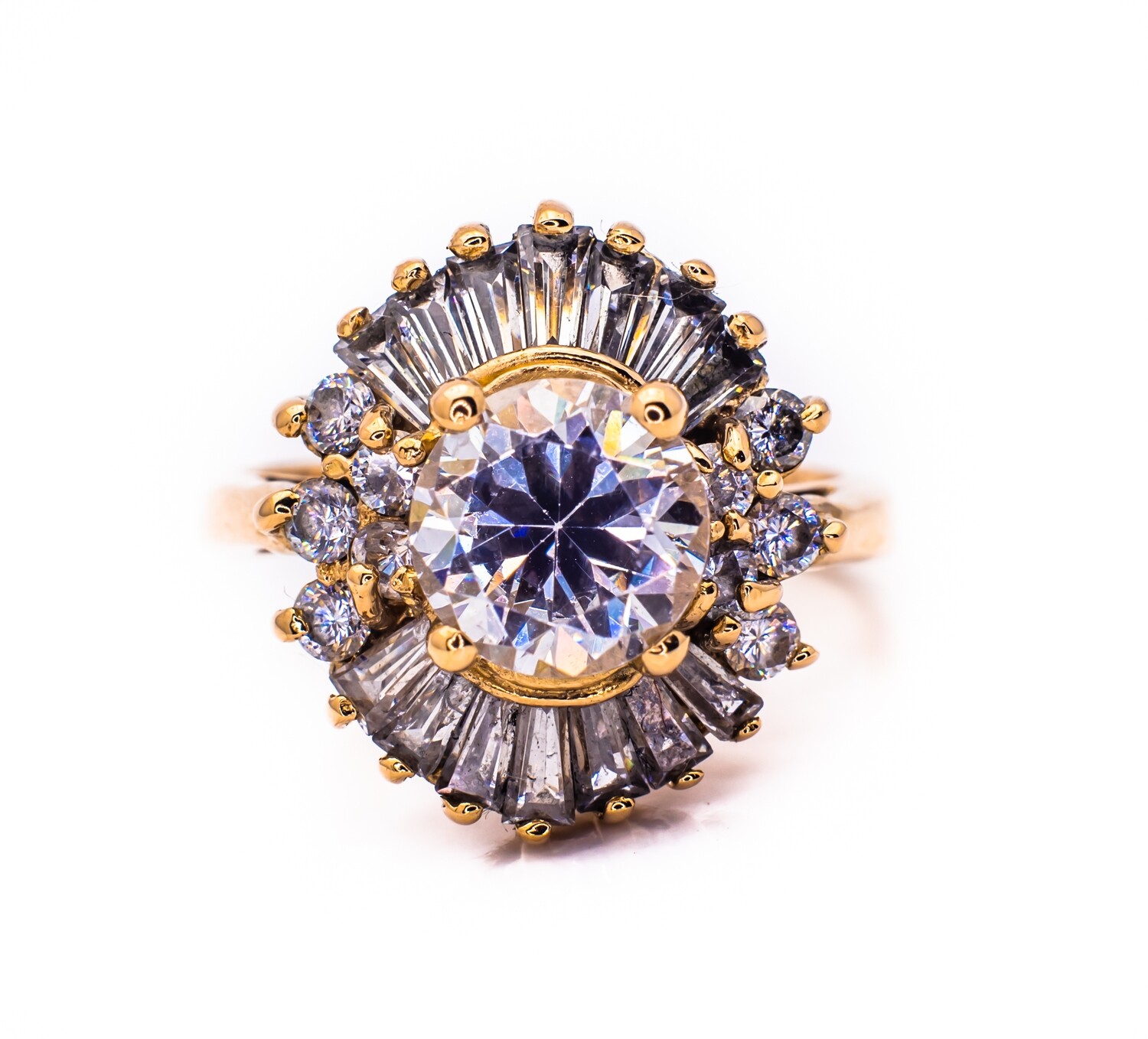 18k Yellow Gold CZ Ring Size 5