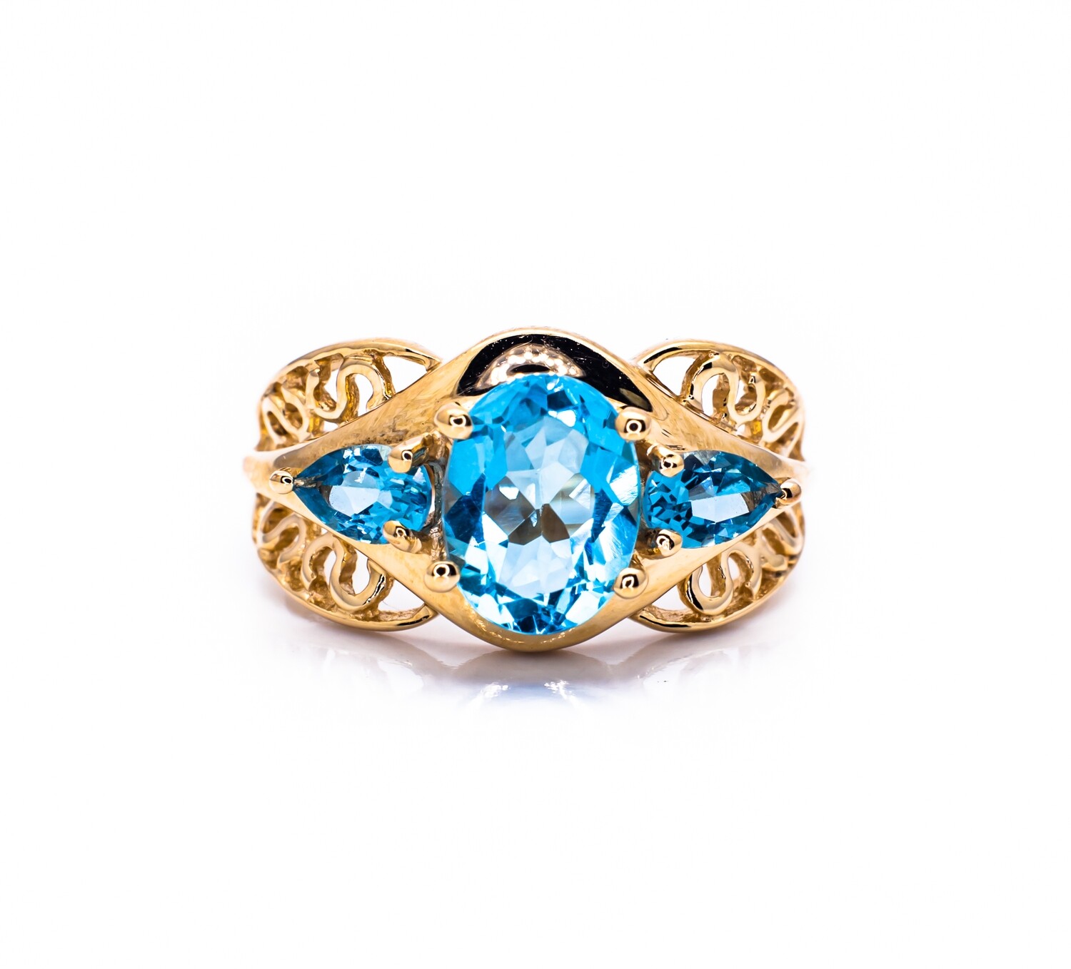 14K Yellow Gold Ring with Blue Topaz