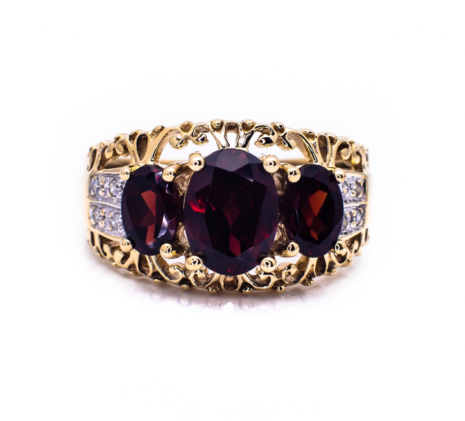 10K Yellow Gold Ring with Red Garnet and Diamonds