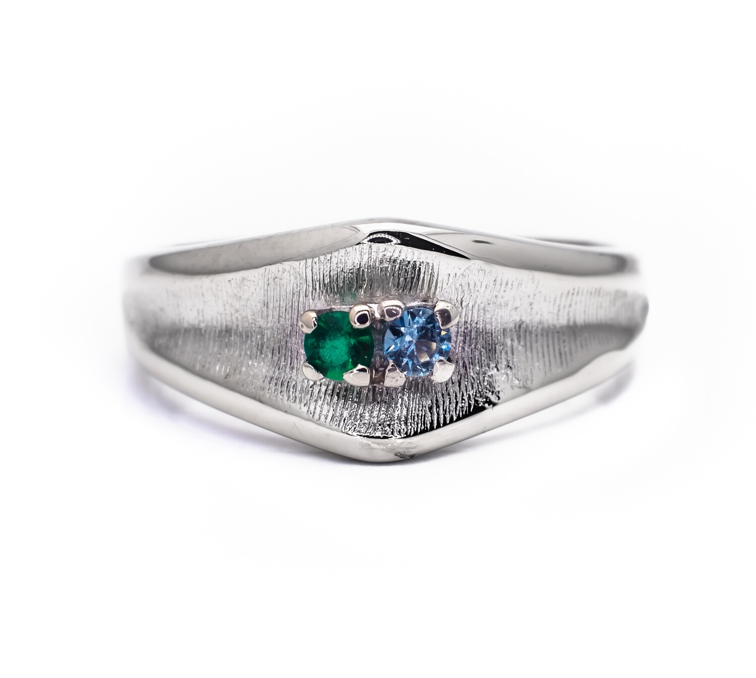 14K White Gold Ring with Emerald and Blue Topaz. Size - 7 1/2
