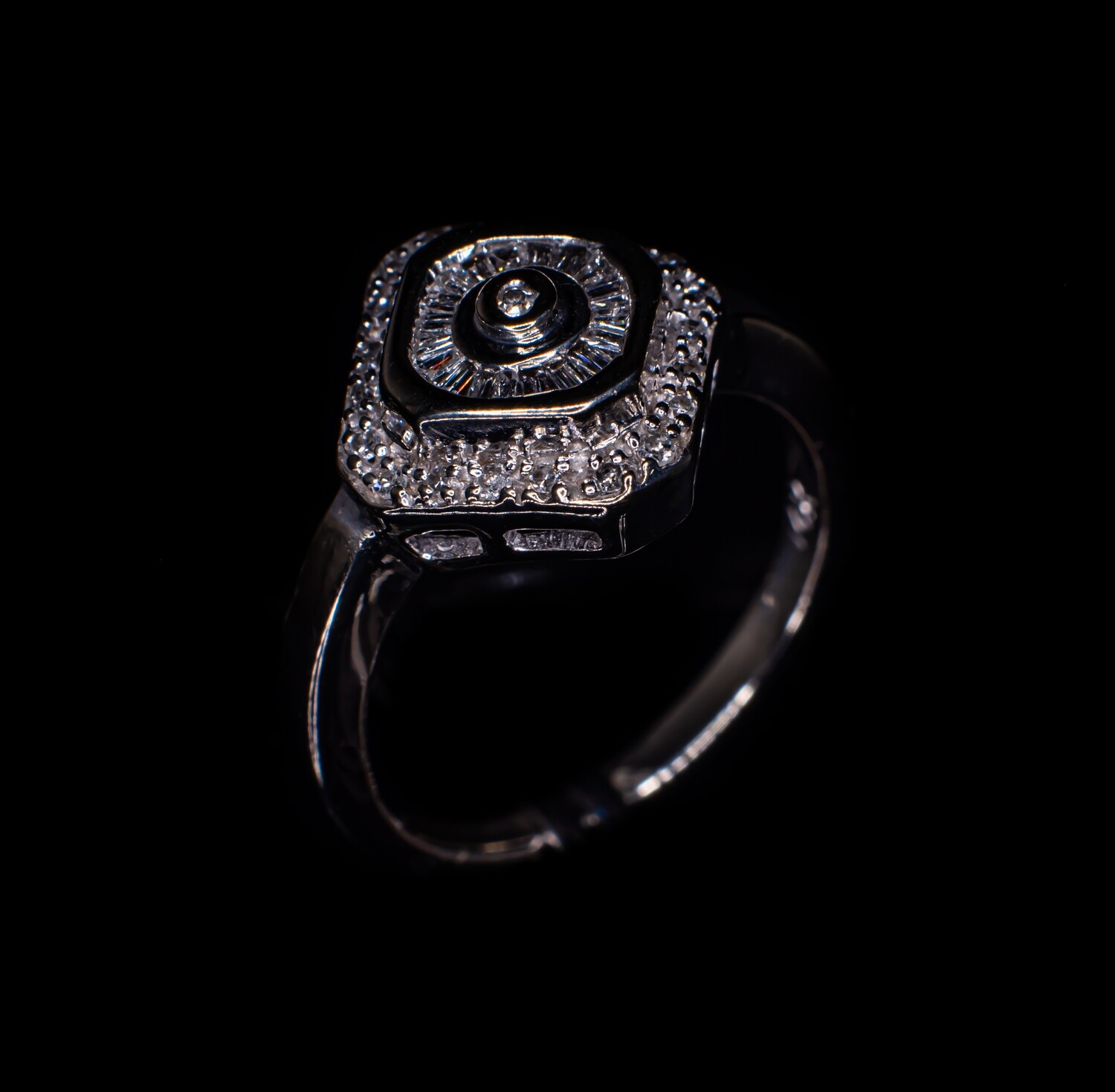 14k White Gold Diamond Ring