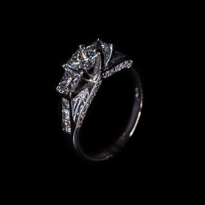 Princess Cut and Brilliant Cut Ring