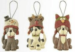 Dog w/ Stocking Cap Ornament